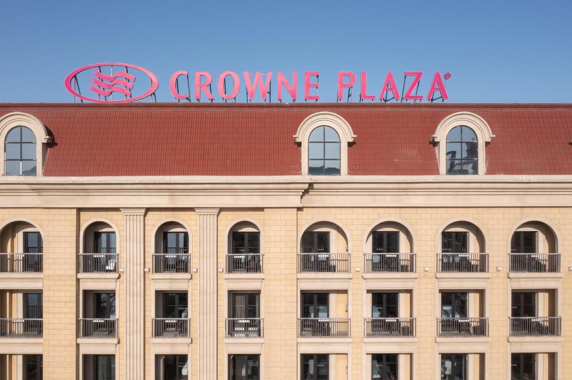 Crowne Plaza Qingdaoorientalmoviemetropolis By Ihg Hotel Exterior foto